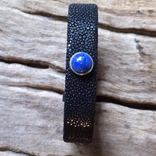 Linkstones - Bracelet galuchat noir double cabochon pierre fine lapis lazuli