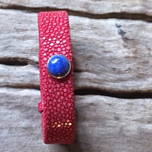 Linkstones - Bracelet galuchat rouge double cabochon pierre fine lapis lazuli