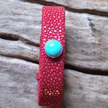 Linkstones - Bracelet galuchat rouge double cabochon pierre fine turquoise