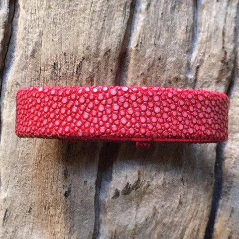 Linkstones - Bracelet galuchat rouge